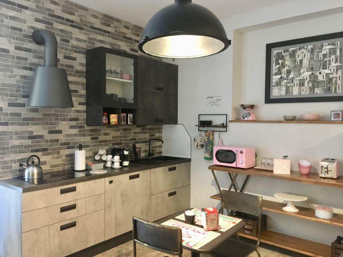Hotel Industrial Chic House - Private Parking Orvieto Exterior foto