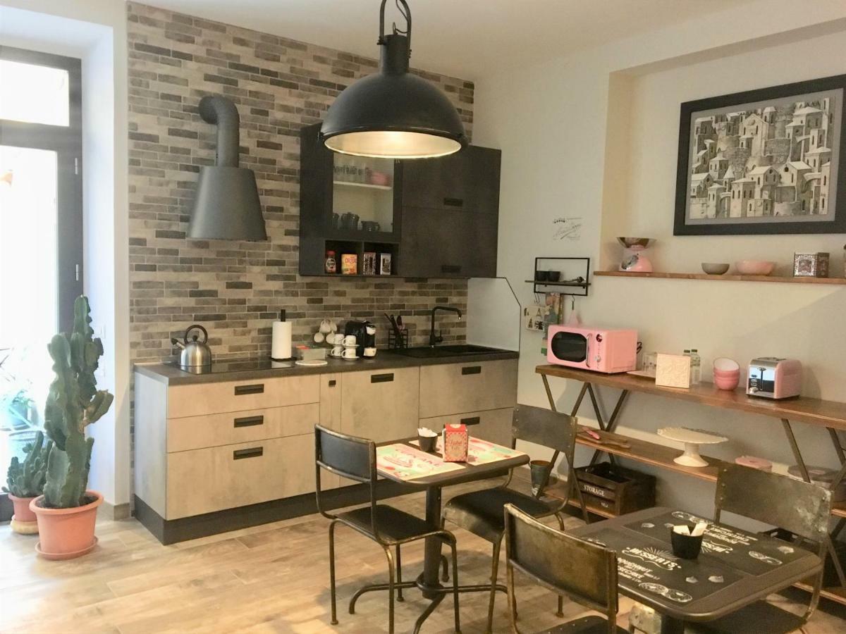Hotel Industrial Chic House - Private Parking Orvieto Exterior foto